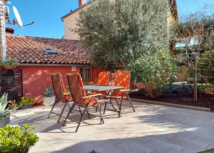 Piccolo Giardino Ideal For Your Relax * Ρόβινι